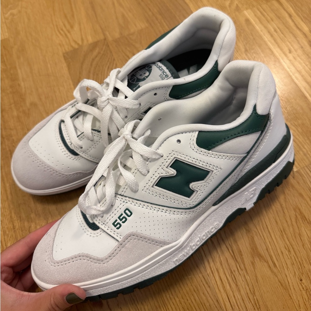 New Balance Unisex 550 White and Dark Green Sneakers